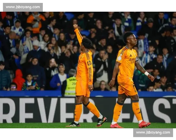 17.6 亿欧对决!皇马巴萨写足坛最贵首发史 17.6 亿欧对决!皇马巴萨写足坛最贵首发史