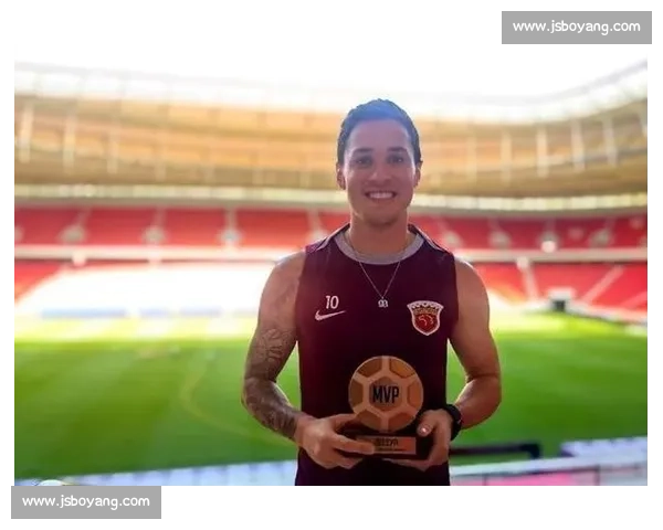 全勤 28 场 + 助攻王！维塔尔已是海港真核